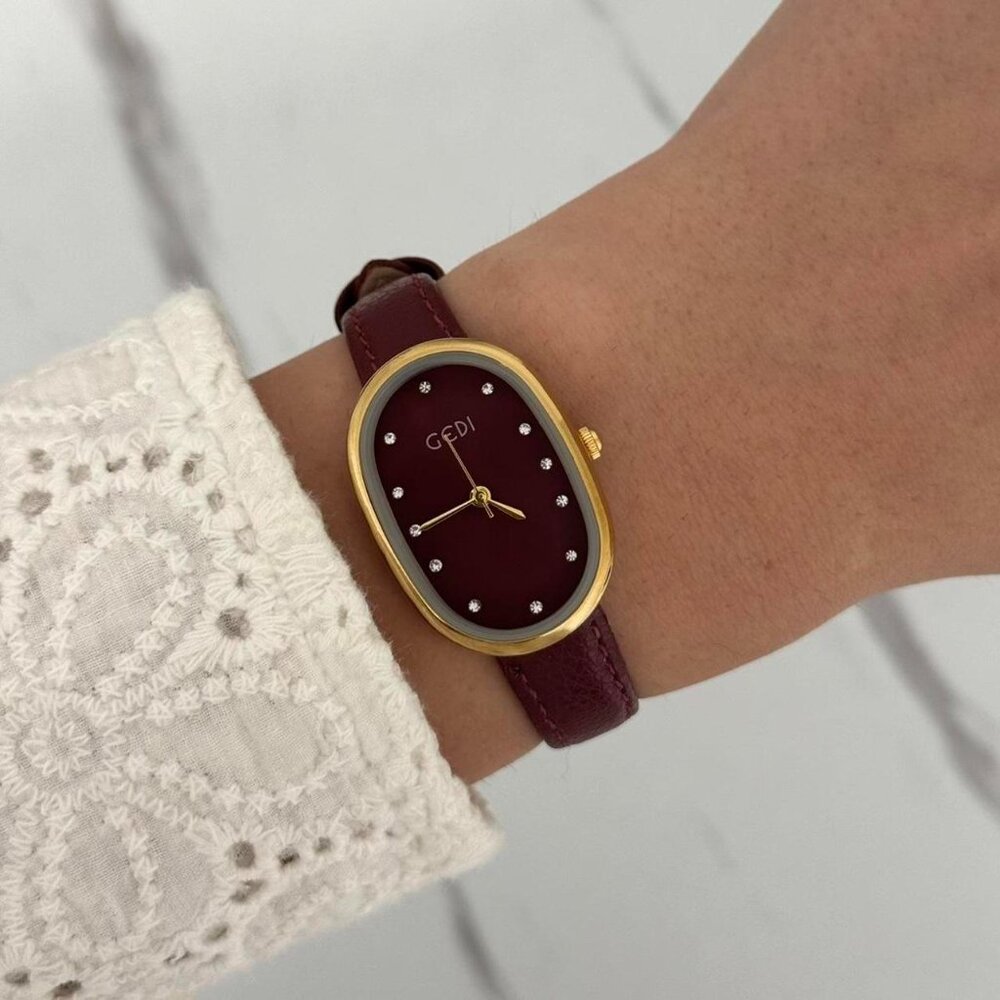 SKU0095 Retro Red Gold Women Minimalist Oval Watch Bracelet + gift bag